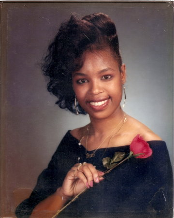 Angela Hawkins Photo 43