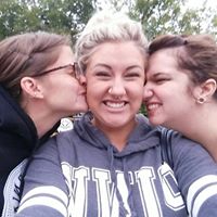 Courtney Gustafson Photo 9