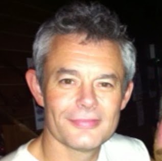 Hugh Evans Photo 36