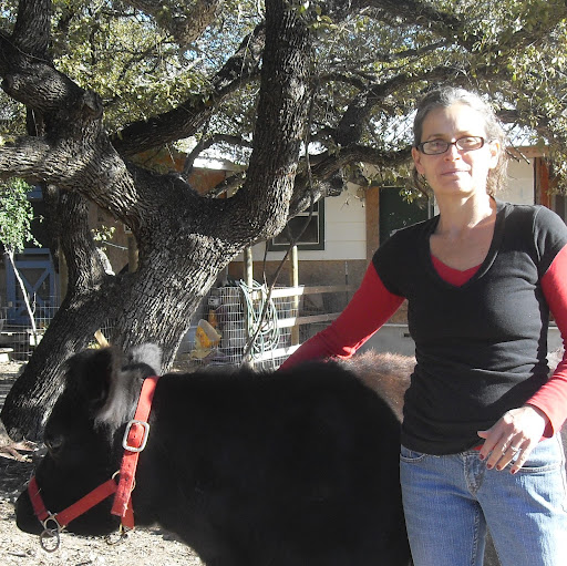 Amy Kirk Photo 18
