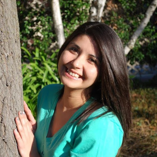 Elizabeth Carrillo Photo 27