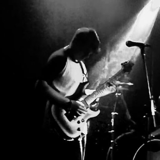Tom Chester Photo 10