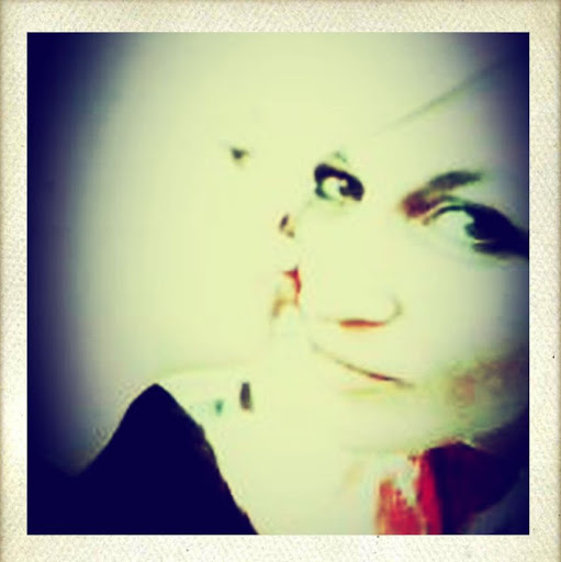 Sara Monroe Photo 33