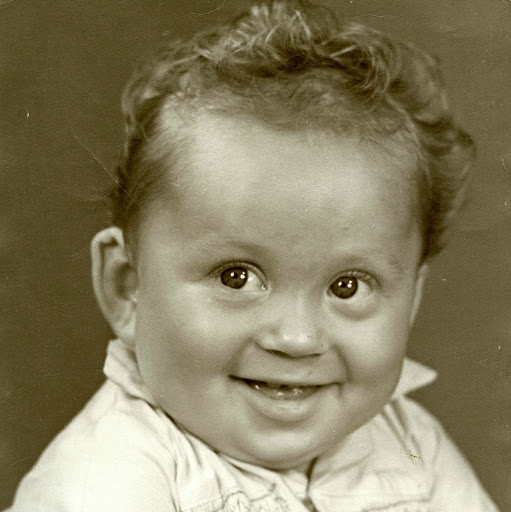 Allan Hilton Photo 9