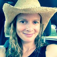 Laura Mcmaster Photo 13