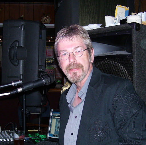 Lee Gregory Photo 6