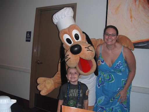 Kim Garrison Photo 35