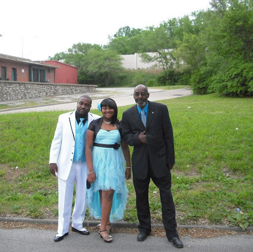 Destinee Howell Photo 21