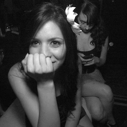 Sarah Muniz Photo 29