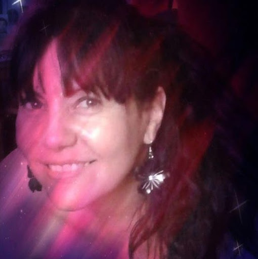 Elizabeth Plata Photo 6
