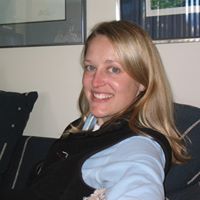 Elizabeth Paterson Photo 28