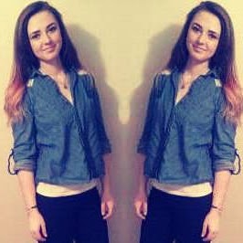 Julia Walker Photo 34