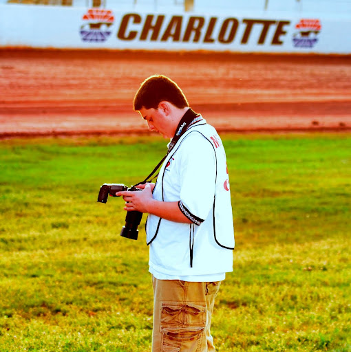 Adam Daniels Photo 21