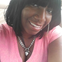 Roslyn Davis Photo 10