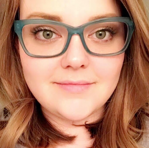 Sara Hagan Photo 32