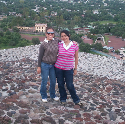 Aidee Perez Photo 7