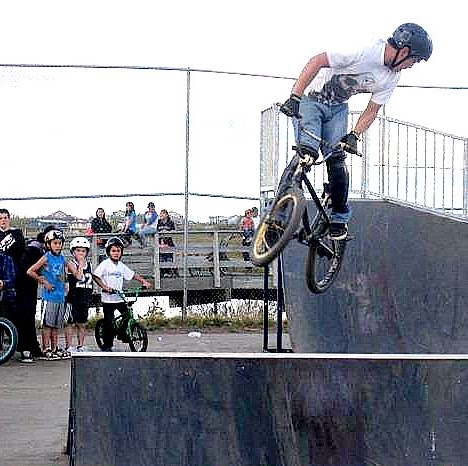Charles Guinn Photo 27