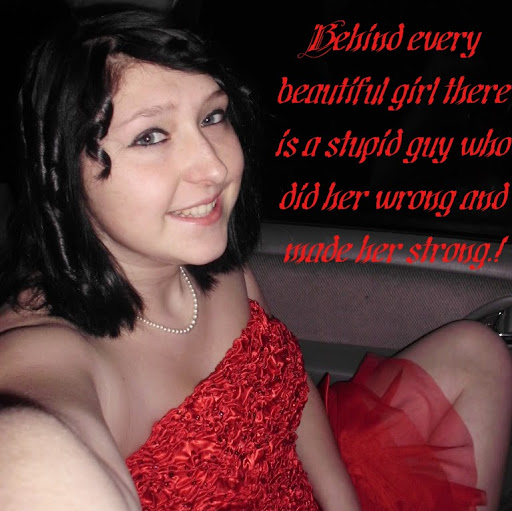 Hannah Newman Photo 14