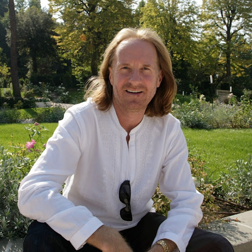 Paul Woods Photo 35