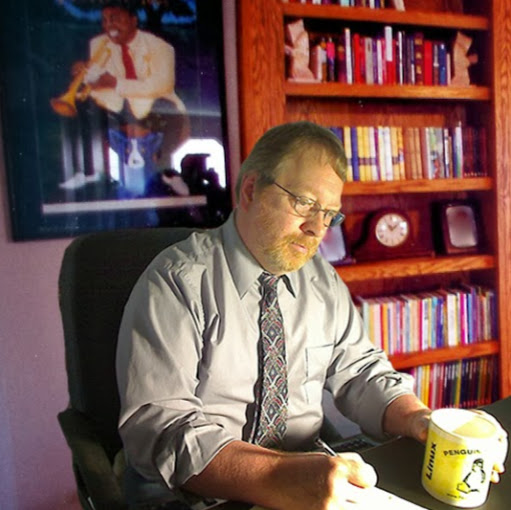 Robert New Photo 29