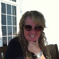 Sue Douglas Photo 15