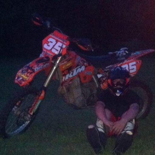 Ryan Connors Photo 30