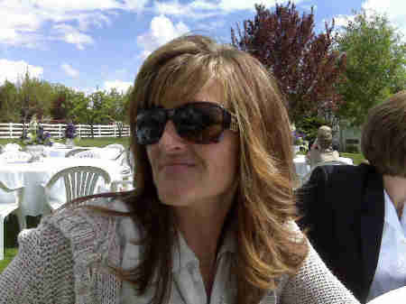 Victoria Petty Photo 5