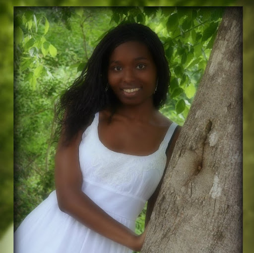 Elise Summers Photo 2