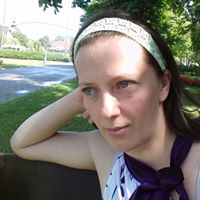 Christina Molnar Photo 22