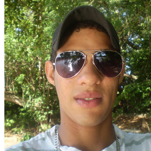 Junior Olivera Photo 7