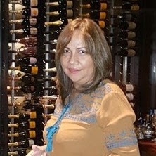 Angela Muir Photo 8