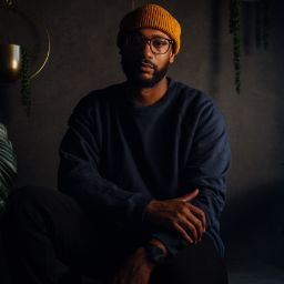 Reggie Perry Photo 9