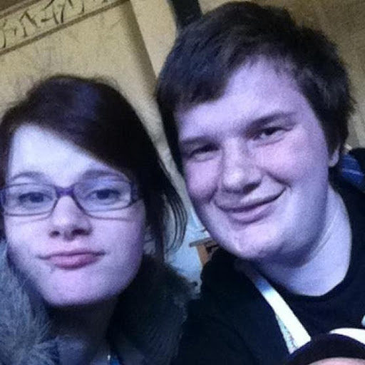 Erin Little Photo 13