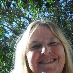 Lori Gunn Photo 18