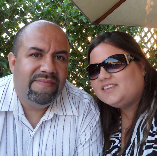 April Gonzalez Photo 35