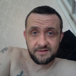 Jamie Busby Photo 12