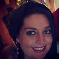 Kimberly Woodward Photo 17