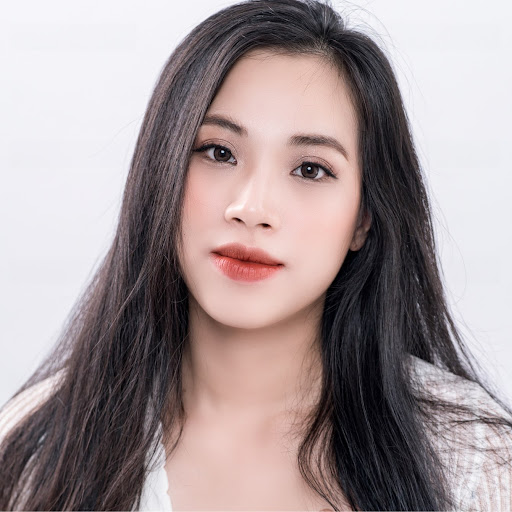 Lananh Trinh Photo 2