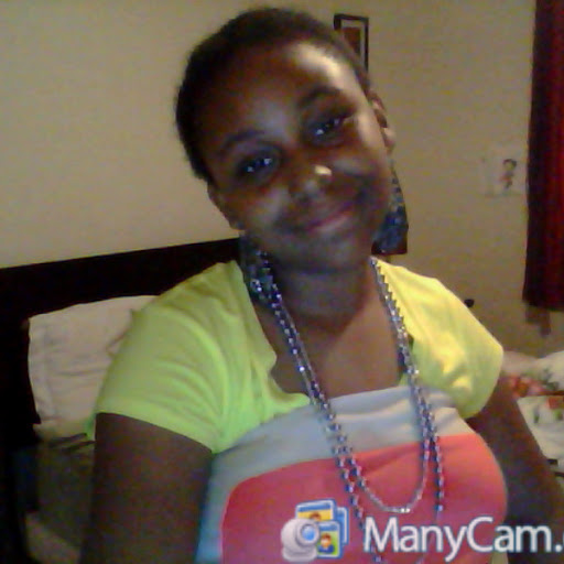 Maya Robinson Photo 11