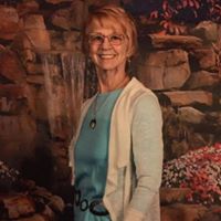 Lorraine Peters Photo 10