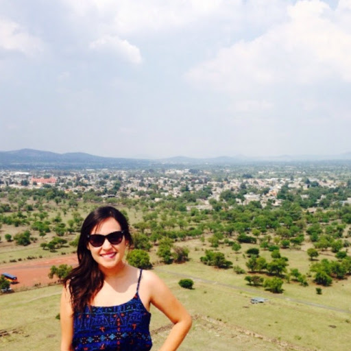 Leticia Barajas Photo 30