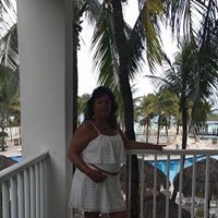 Renee Hughes Photo 2