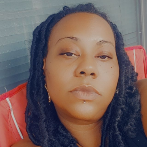 Latisha Thomas Photo 11