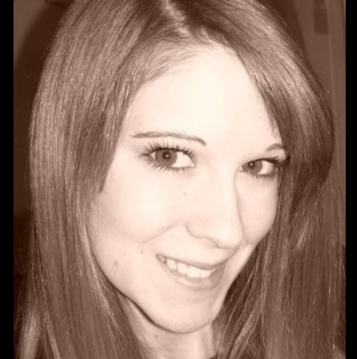 Elizabeth Cormier Photo 24
