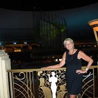Sandra Lancaster Photo 23