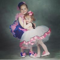 Katie Whiting Photo 37