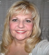Lisa Thomas Photo 5