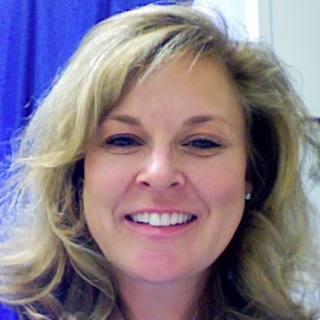 Denise Martin Photo 23
