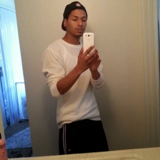 Nathan Howell Photo 11