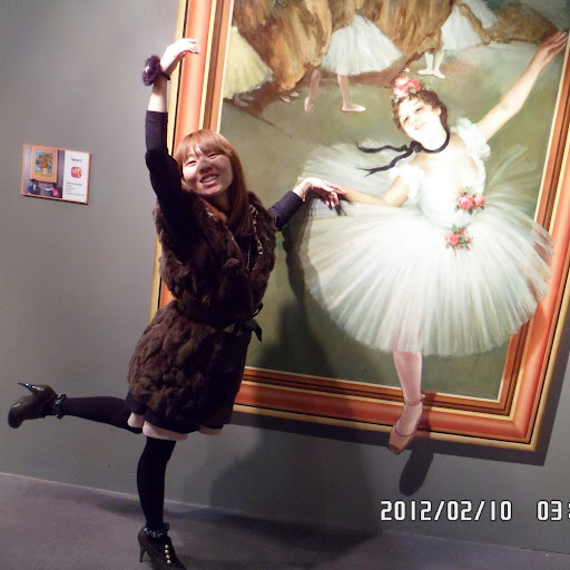 Jeong Lee Photo 14